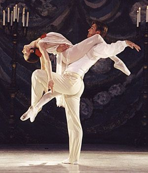 Una scena de "La Signora delle Camelie" del Balletto Classico di Mosca